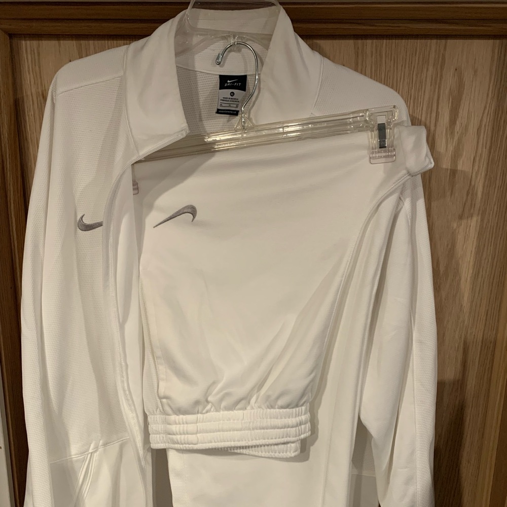 Nike Drifit Jogging Suit